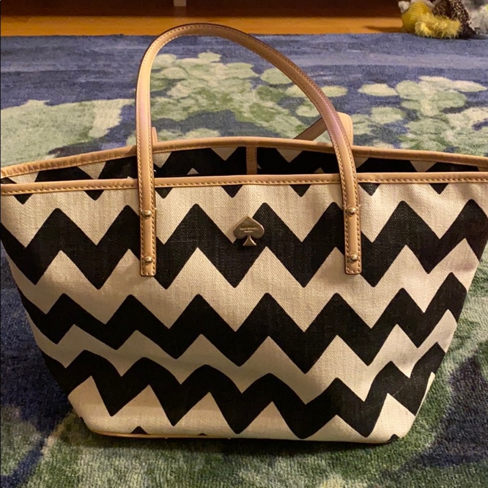 Kate Spade black and white chevron purse